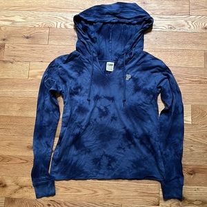 VS Pink Lightweight Hoodie